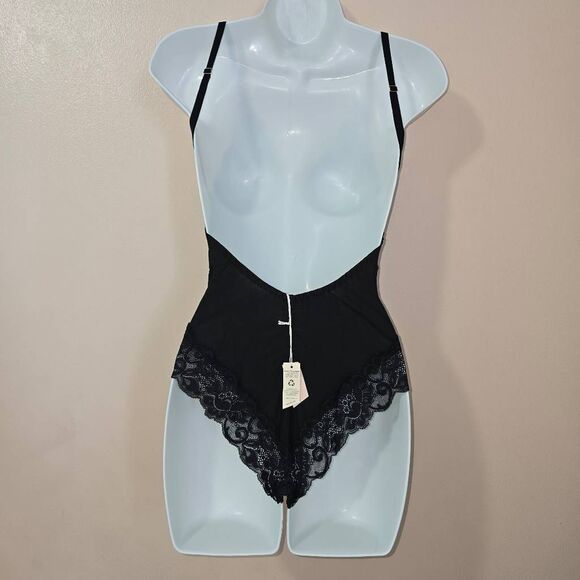 We are HAH Black Lace Back off Bodysuit X-Large - Picture 2 of 6